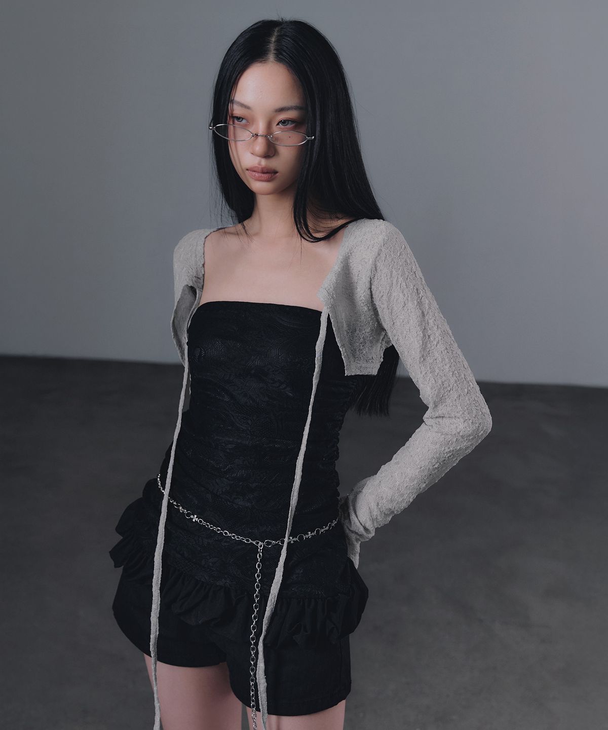 그로우하이드(GROWHIDE) 네트 레이스 스트랩 볼레로 가디건_그레이