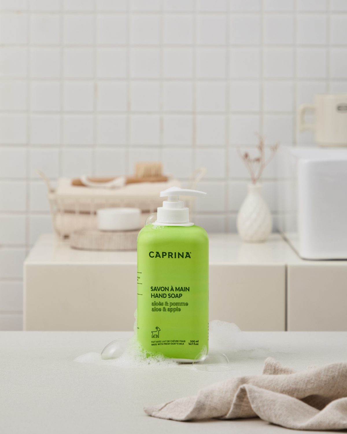 카프리나(CAPRINA) 프레쉬 산양밀크 리퀴드 핸드솝 500ml 알로에&애플향