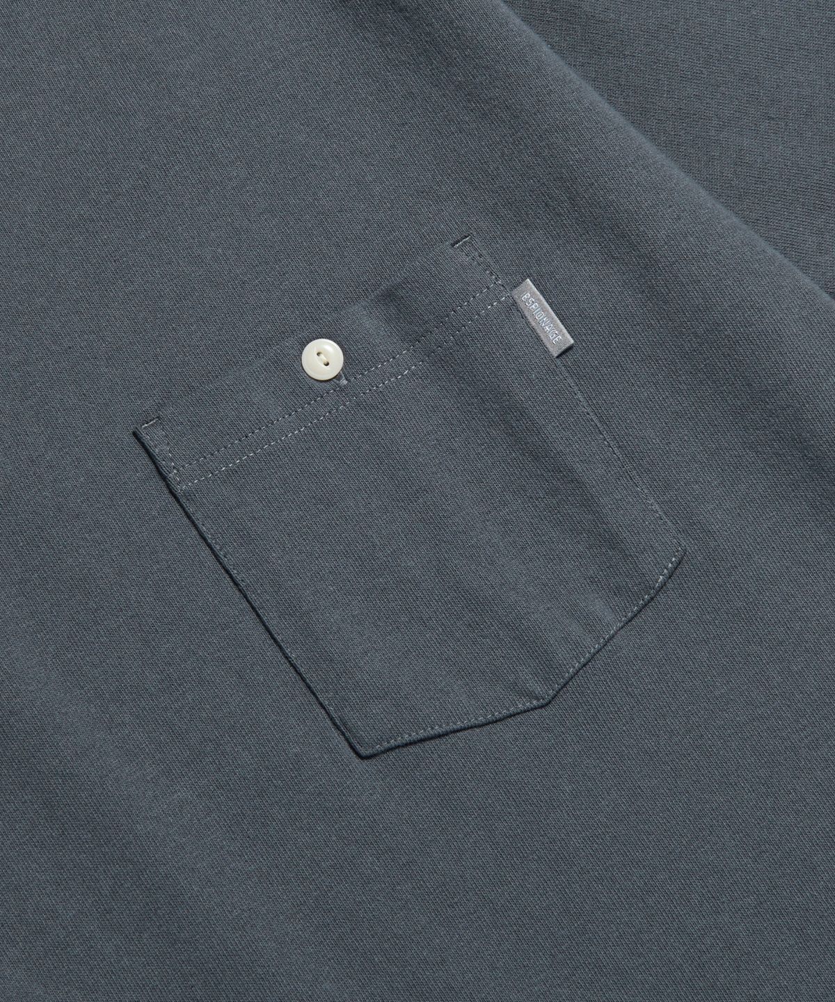 에스피오나지(ESPIONAGE) Wide Henley Pocket Tee Slate
