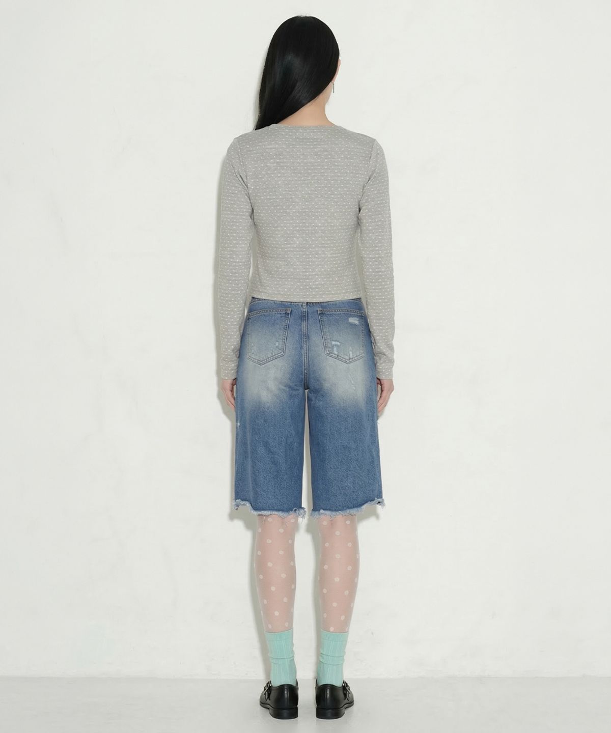 쎄쎄쎄(SETSETSET) 도트 스트라이프 양면 가디건 그레이
