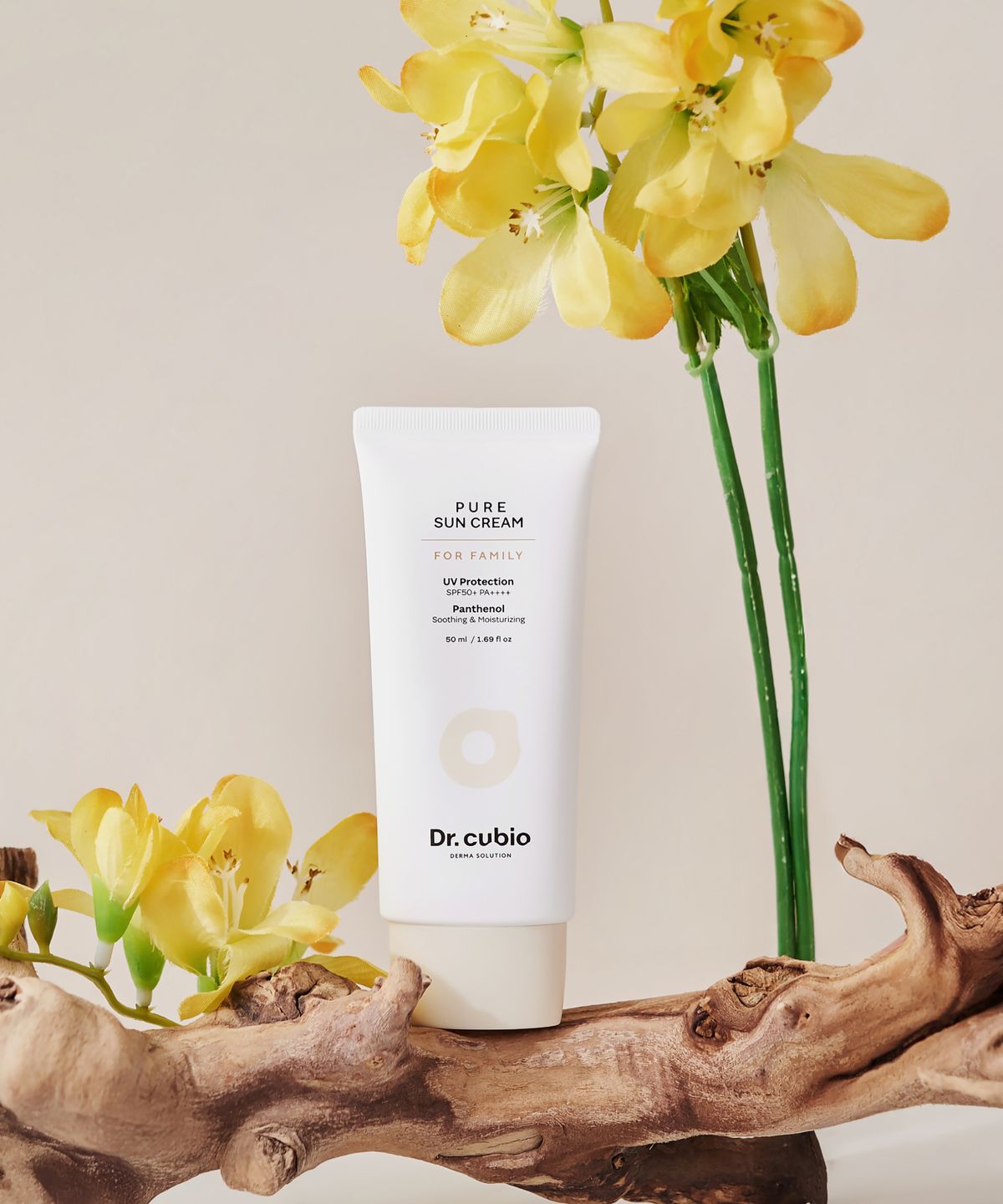 닥터큐비오(DR.CUBIO) 닥터큐비오 저자극 무기자차 선크림 SPF 50+ PA++++