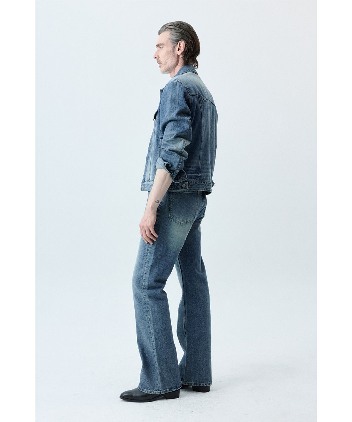 세비지(SAVAGE) Denim Trucker Jacket - Blue