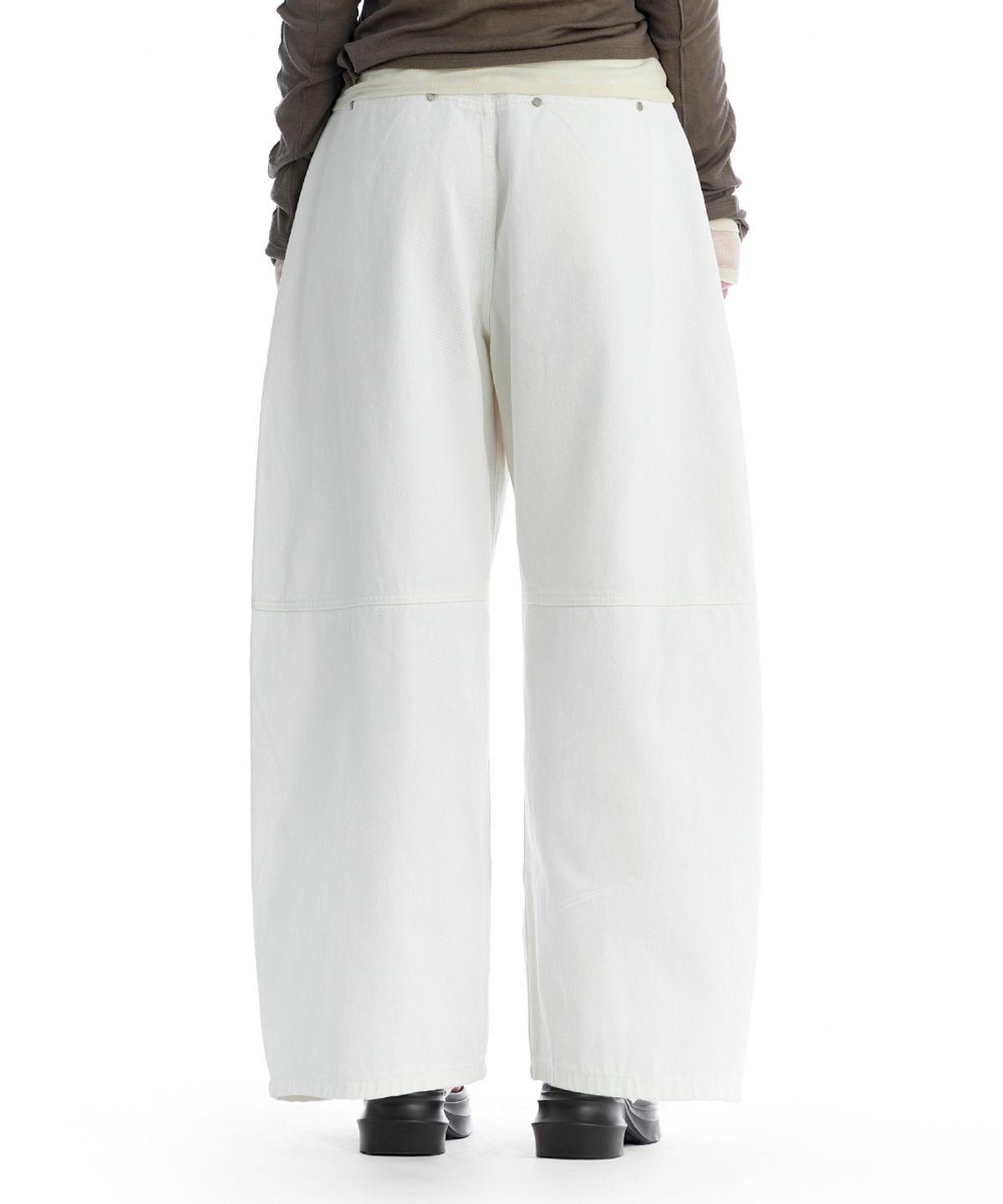 트리밍버드(TREEMINGBIRD) Double-Knee Balloon-Fit Denim Pants [ White ]