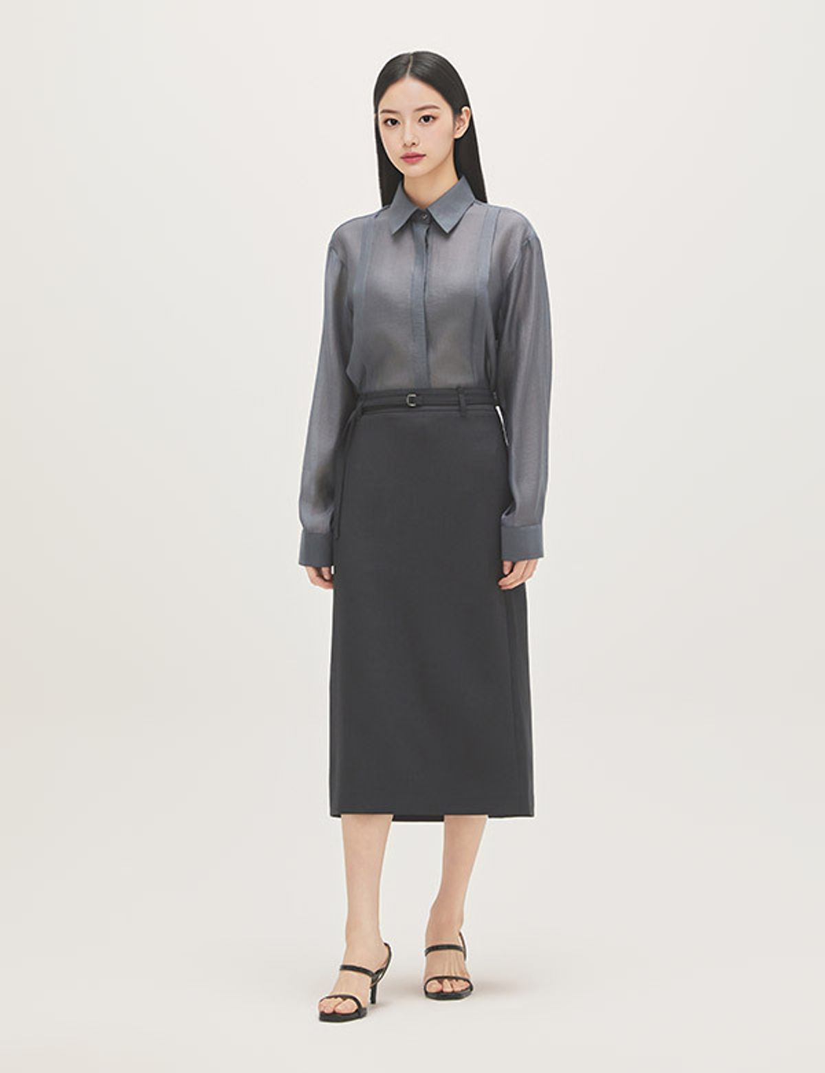 로엠(ROEM) 턱 디테일 시스루 셔츠 RMYWG24RTA