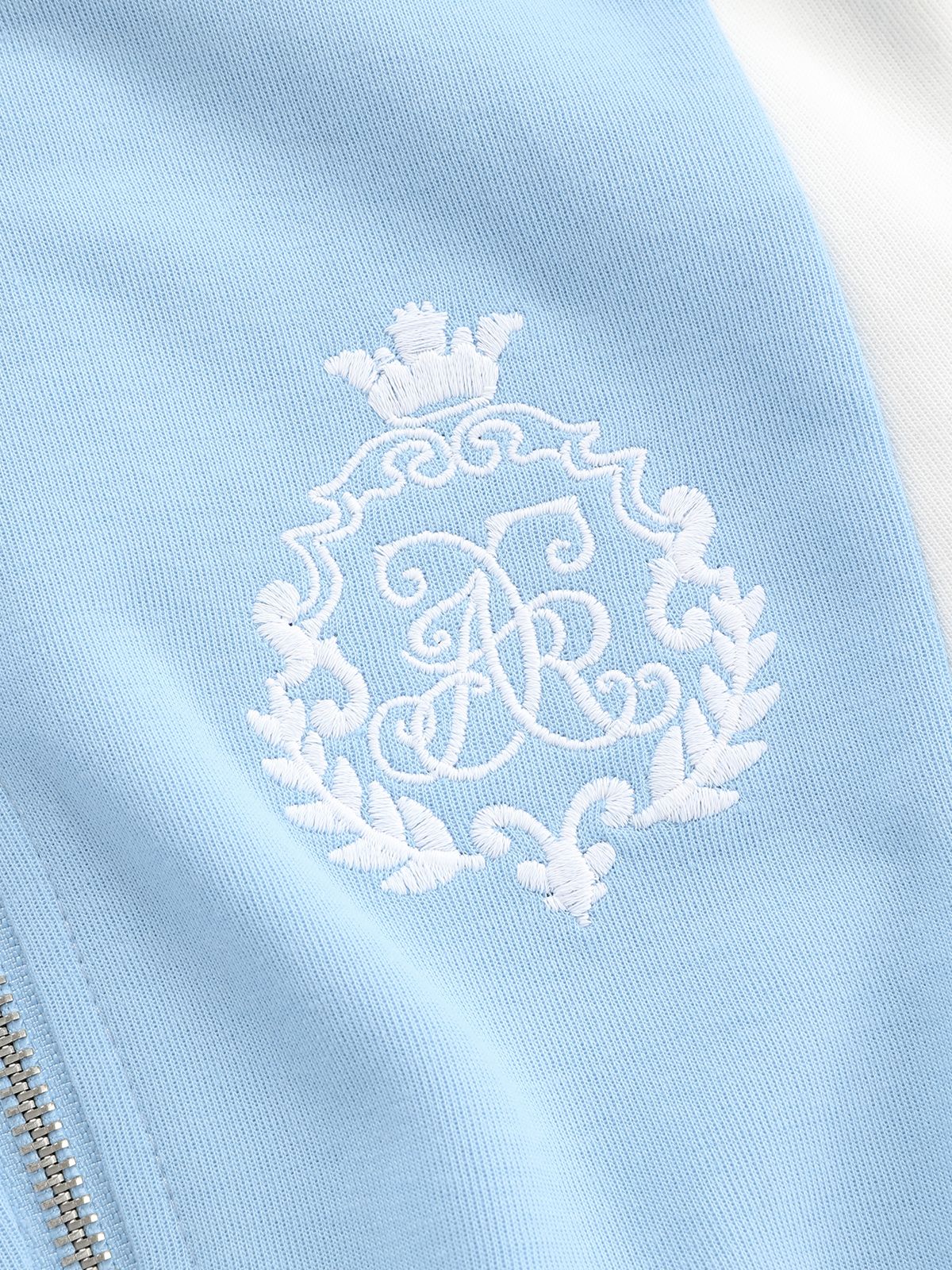 엘프릭 에덴(AELFRIC EDEN) Embroidery Zip Up Knit Tee 반소매 티셔츠 AE25CHQ20326-01MBLU