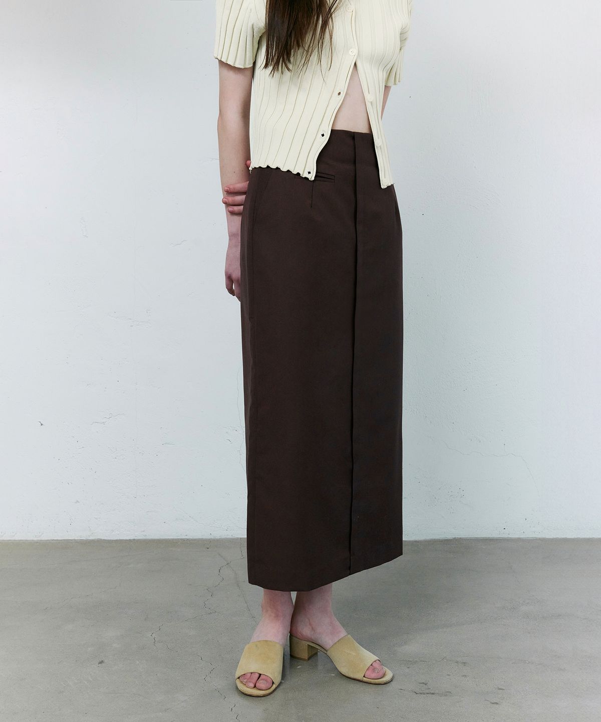 아우브아워(AUBOUR) lip pencil skirt (brown)