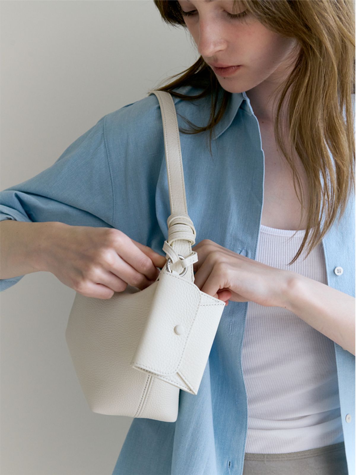 드메리엘(DEMERIEL) Veneta Volume Bag Cream