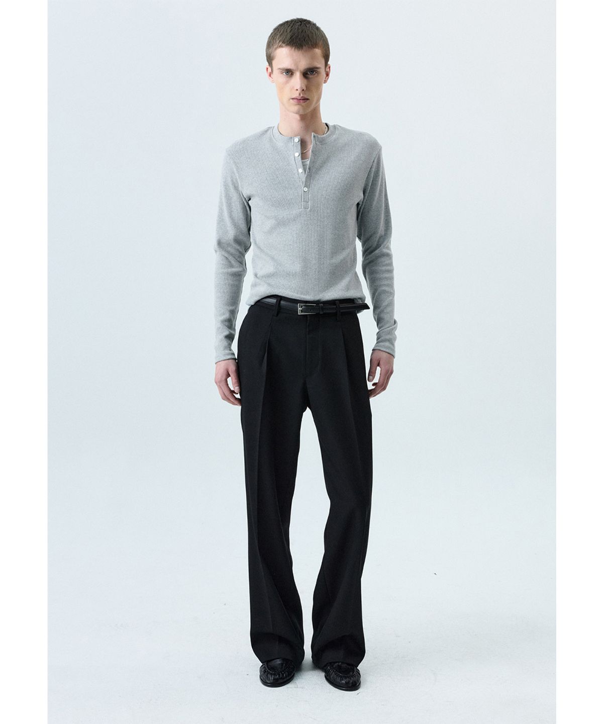세비지(SAVAGE) Henley Neck Long Sleeve - Grey