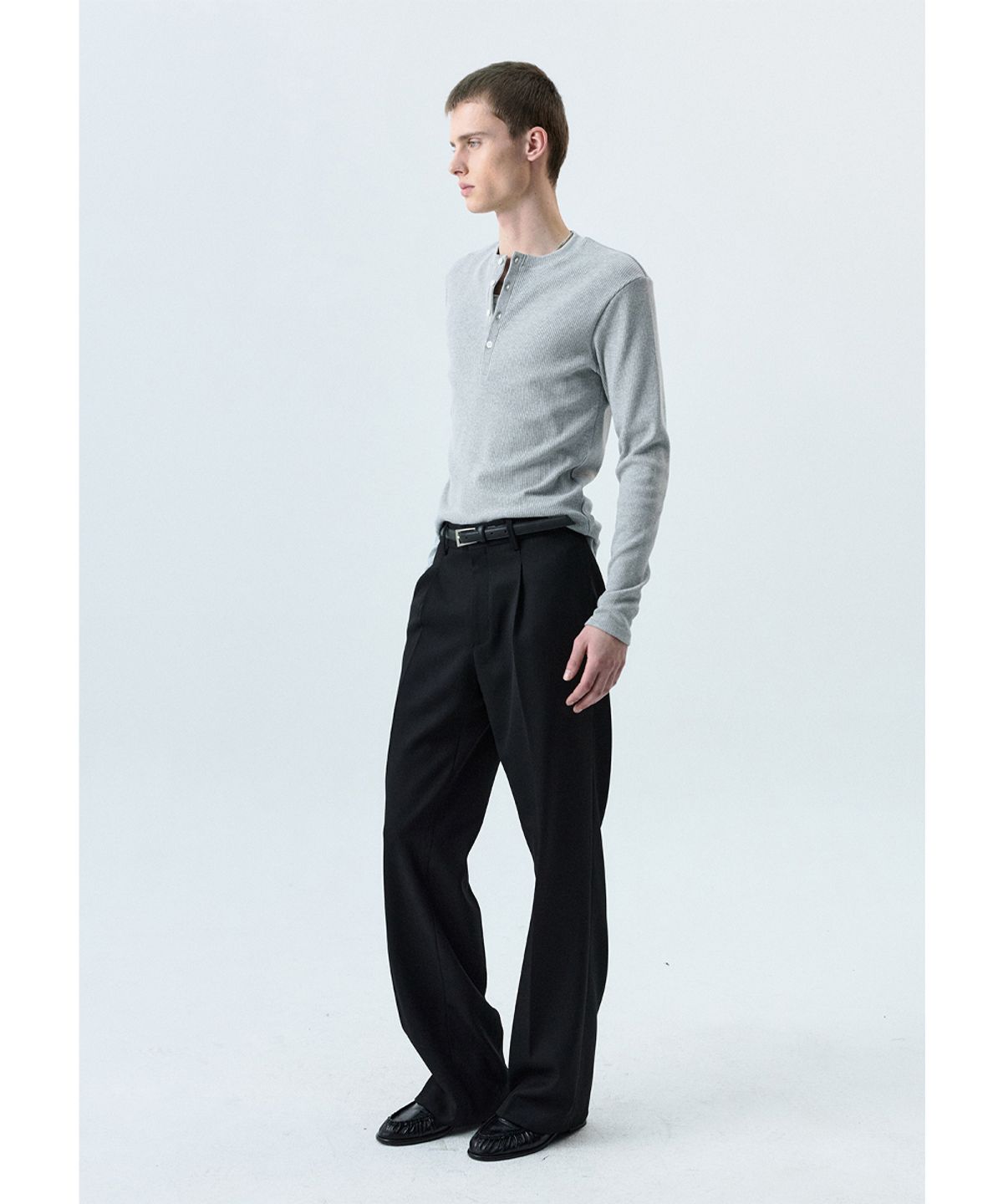 세비지(SAVAGE) Henley Neck Long Sleeve - Grey