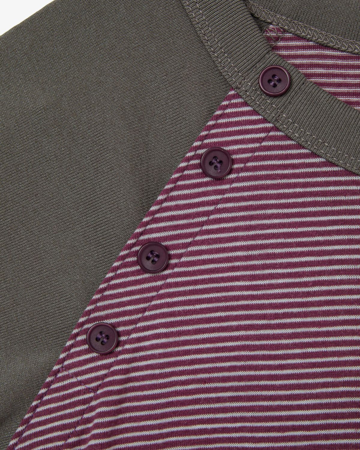 에이이에이이(AEAE) STRIPE BUTTON RAGLAN TEE [PURPLE]
