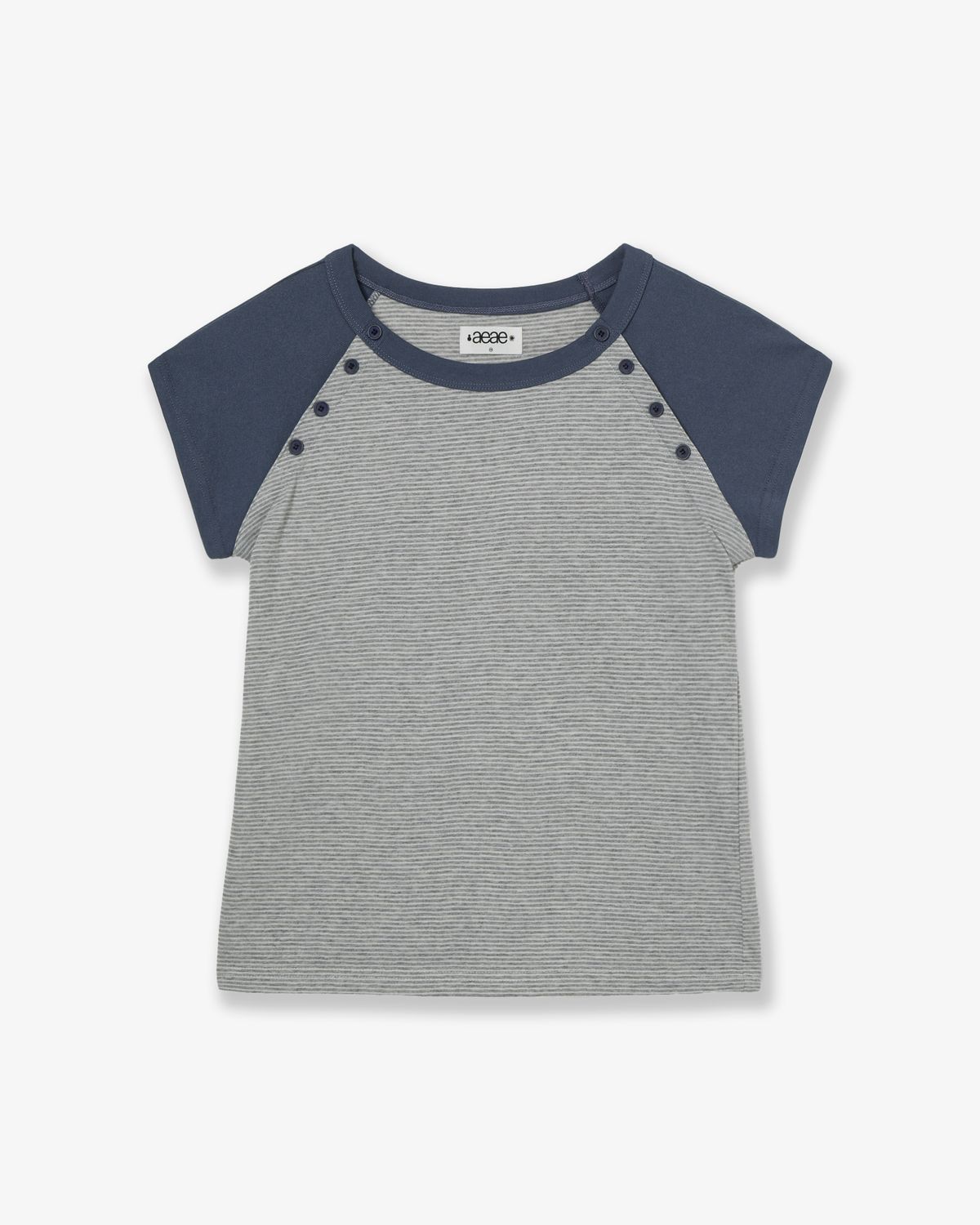 에이이에이이(AEAE) STRIPE BUTTON RAGLAN TEE [GREY]