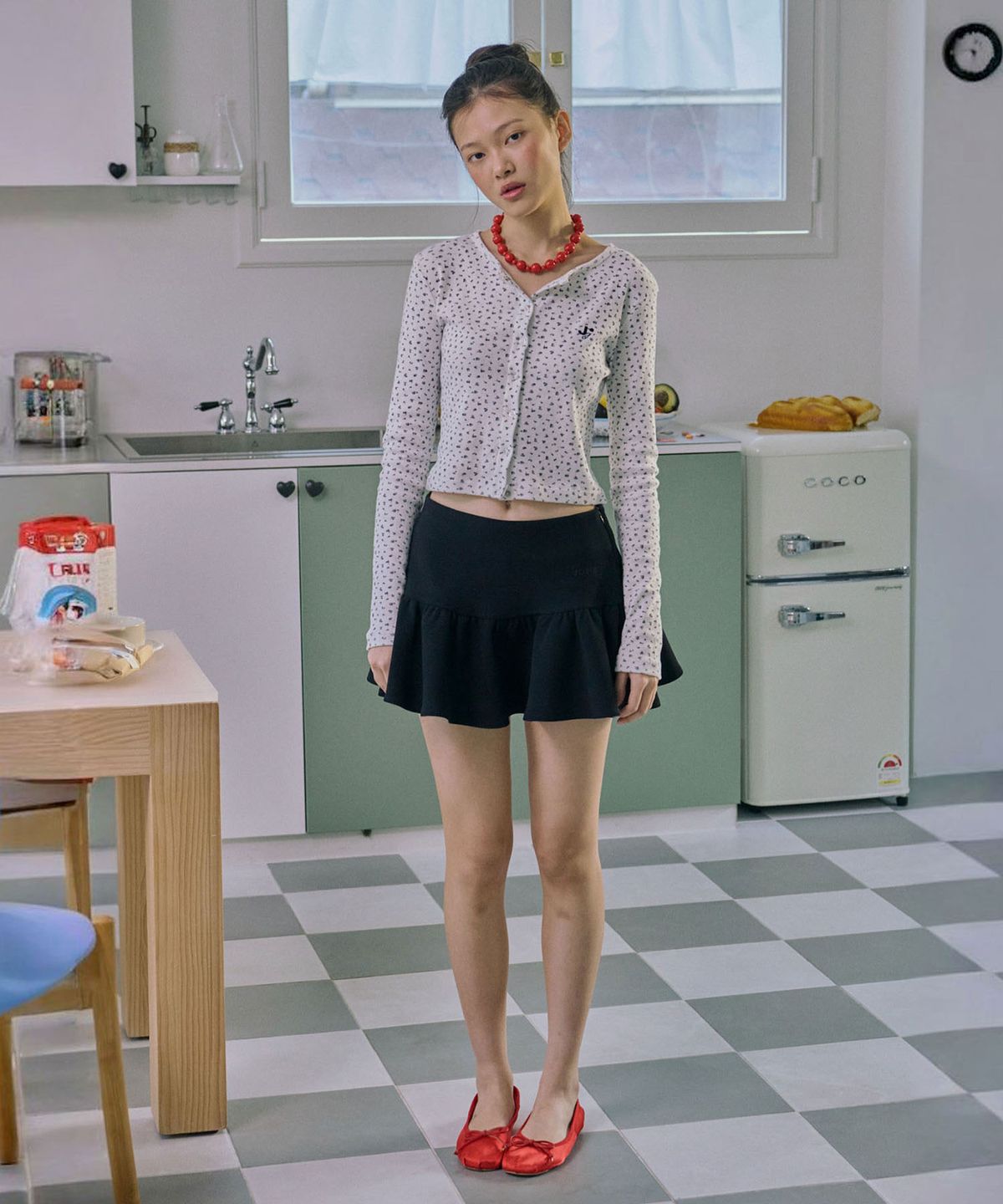 준준스페이스(JUNEJUNE SPACE) Mini Flare Skirt_Black(미니 플레어 스커트_블랙)