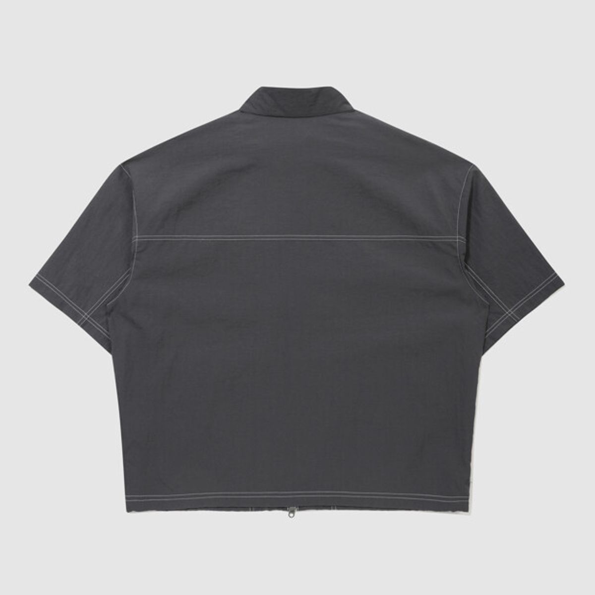 엄브로(UMBRO) 크리스피 타슬란 스탠넥 반팔 풀집 자켓 차콜 UR221CJK57