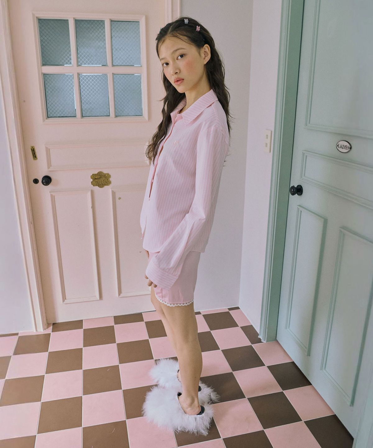 준준스페이스(JUNEJUNE SPACE) Fitted Shirts_Light Pink(피티드 셔츠_라이트핑크)