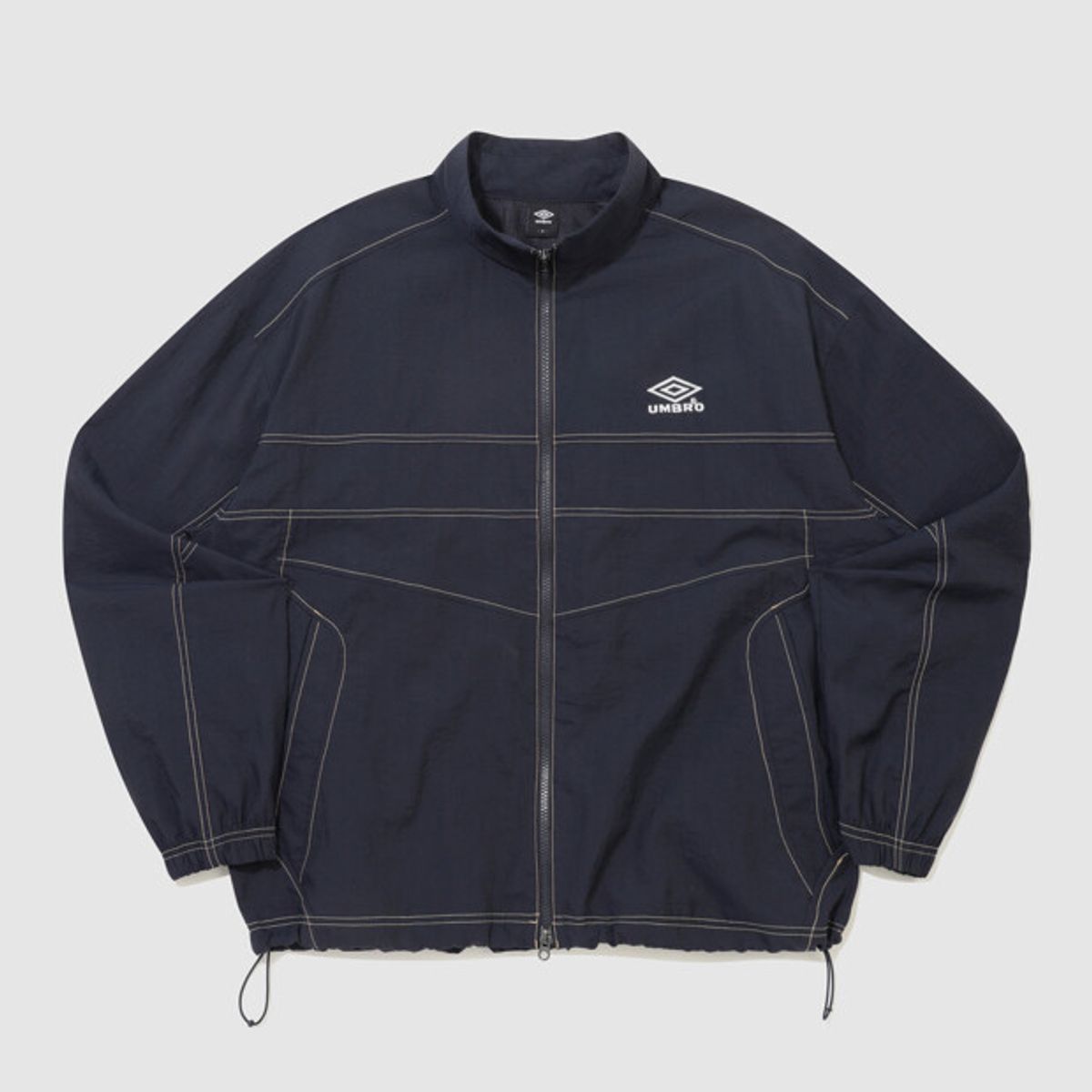 엄브로(UMBRO) 크리스피 타슬란 긴팔 바람막이 자켓 네이비 UR224CJK59