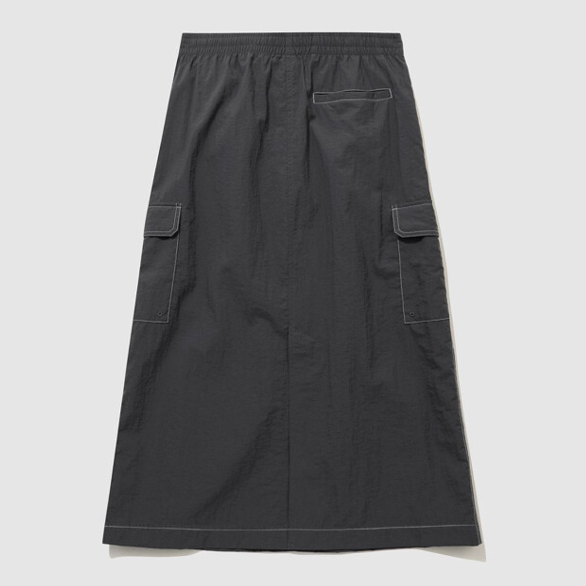 엄브로(UMBRO) 크리스피 타슬란 우먼스 카고 롱 스커트 차콜 UR222CSK59