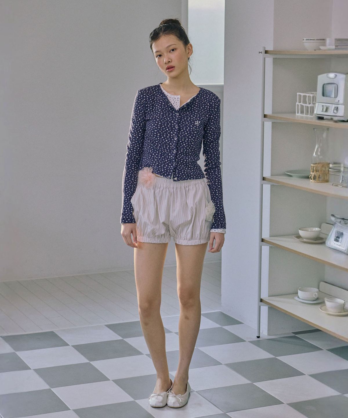 준준스페이스(JUNEJUNE SPACE) Punching Eyelet Cardigan_Navy(펀칭 아일렛 가디건_네이비)