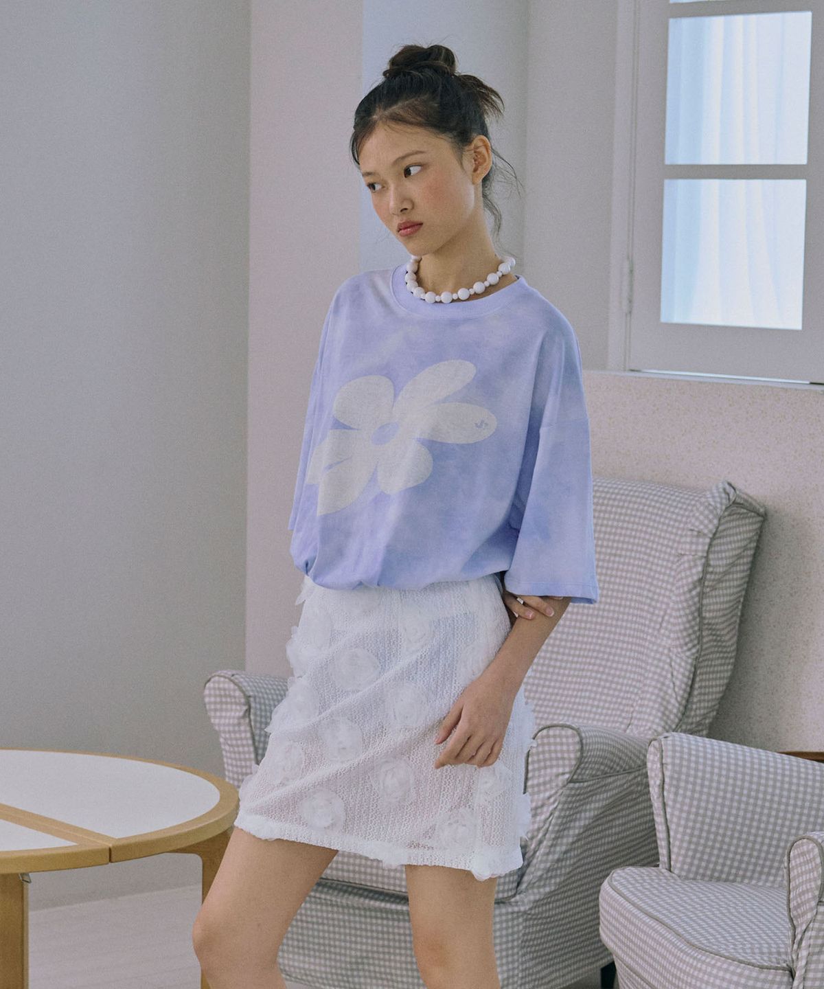 준준스페이스(JUNEJUNE SPACE) Flower Graphic Tee_Light Blue(플라워 그래픽 티셔츠_라이트블루)