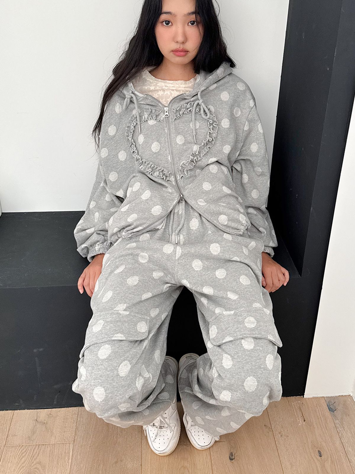 펀프롬펀(FUNFROMFUN) FRILL HEART HOODIE, DOT GREY