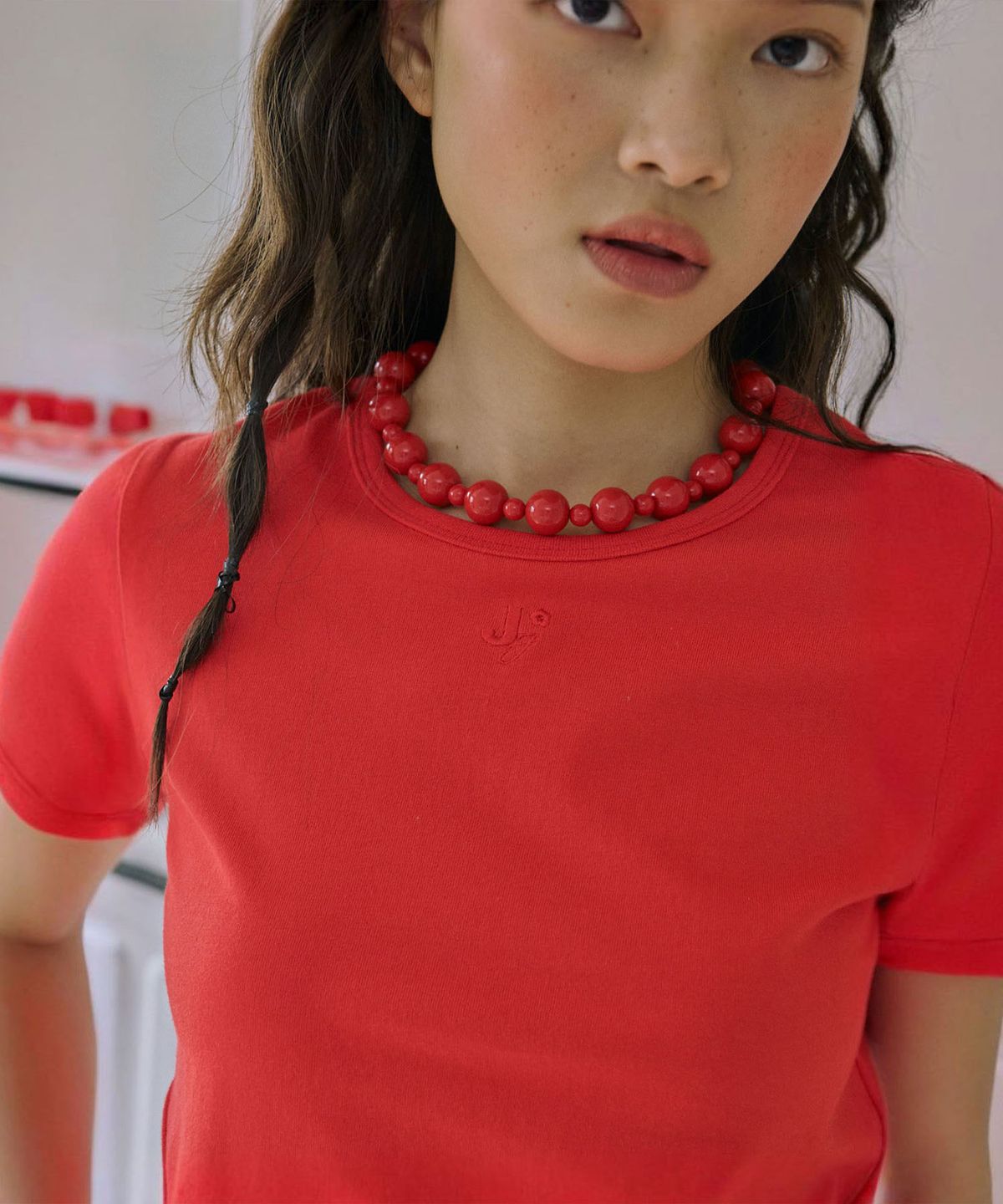 준준스페이스(JUNEJUNE SPACE) Slim Cut-out Tee_Red(슬림컷아웃 티셔츠_레드)
