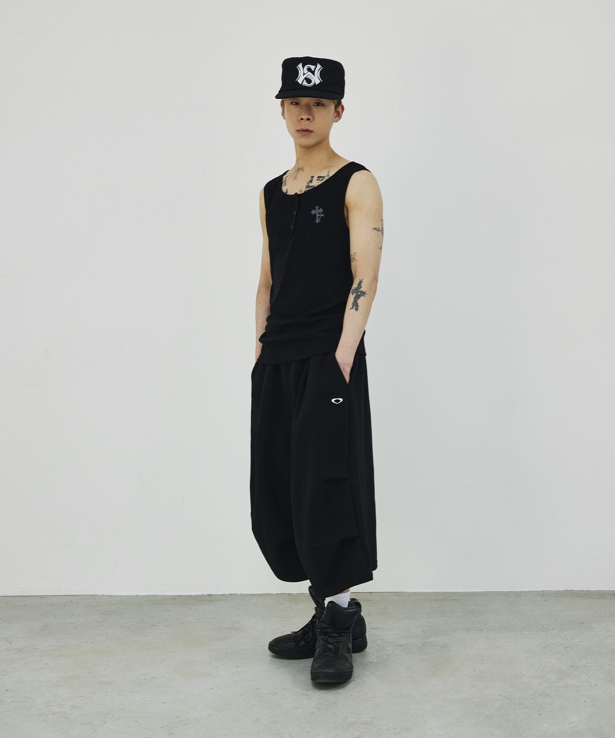 스켈리웩(SCALLYWAG) 파라슈트 버뮤다 트레이닝 쇼츠[블랙]
