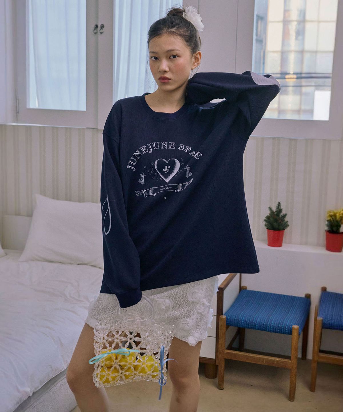 준준스페이스(JUNEJUNE SPACE) Oversized Printed Sweat Tee_Navy(오버사이즈 프린트 스웨트 티셔츠_네이비)