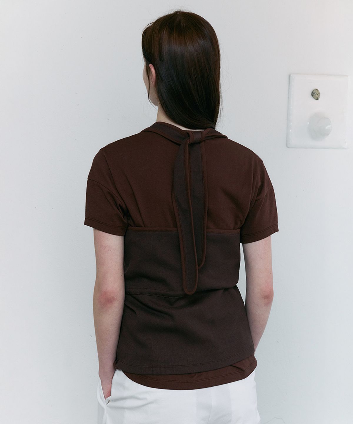아우브아워(AUBOUR) tie halter top (brown)