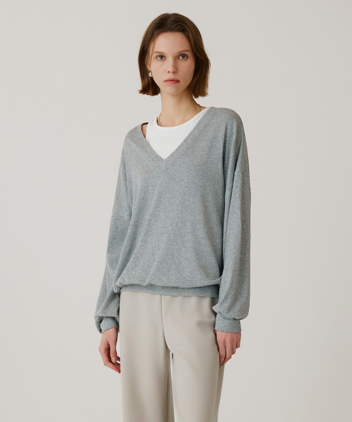 시야쥬(SIYAZU) SITP5274 브이넥 가오리 컴포트 티셔츠_Melange gray