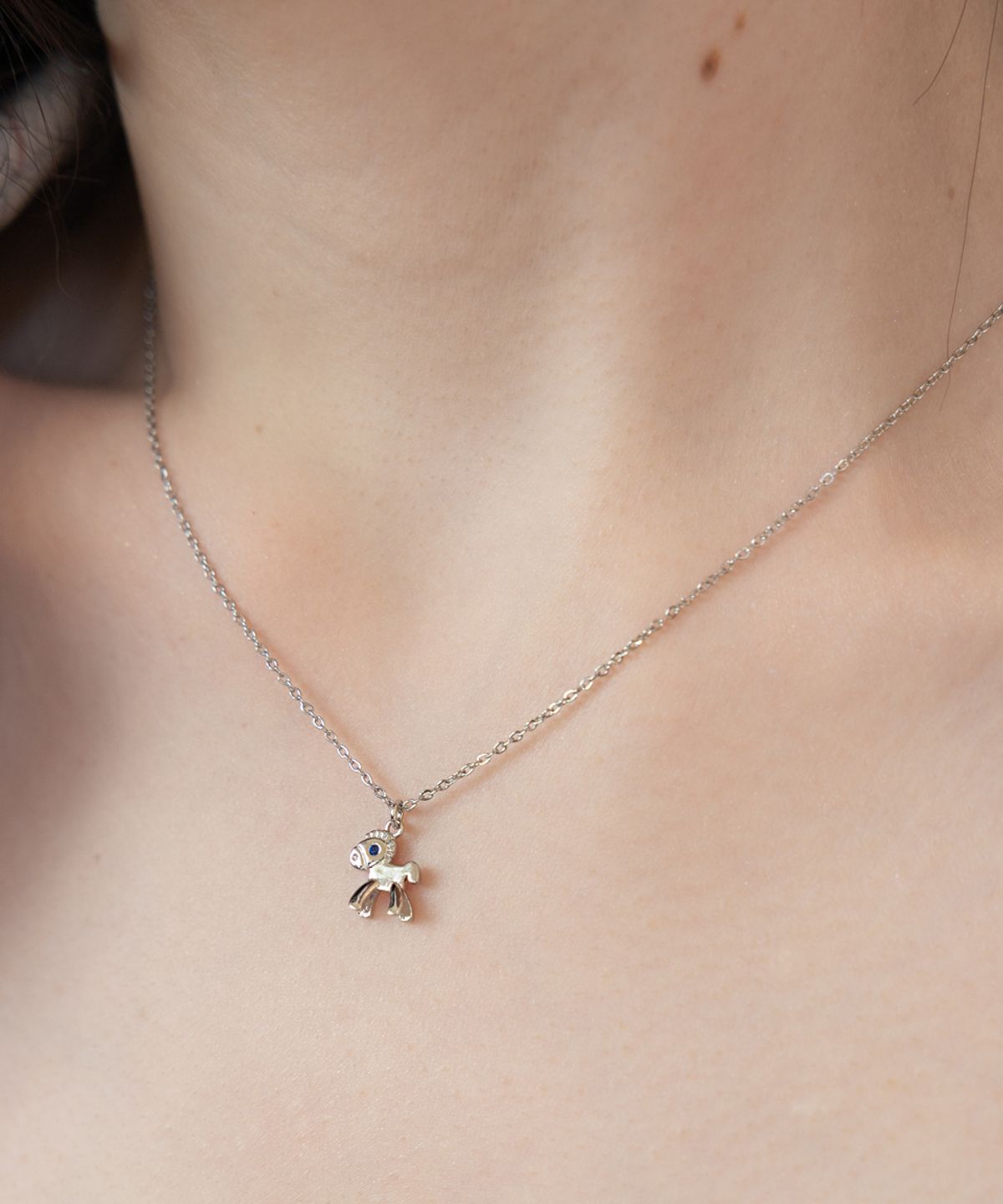 메리모티브(MERRYMOTIVE) Horse sign necklace