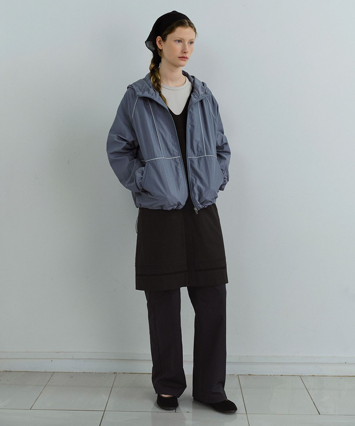 아우브아워(AUBOUR) piping windbreaker (midnight grey)