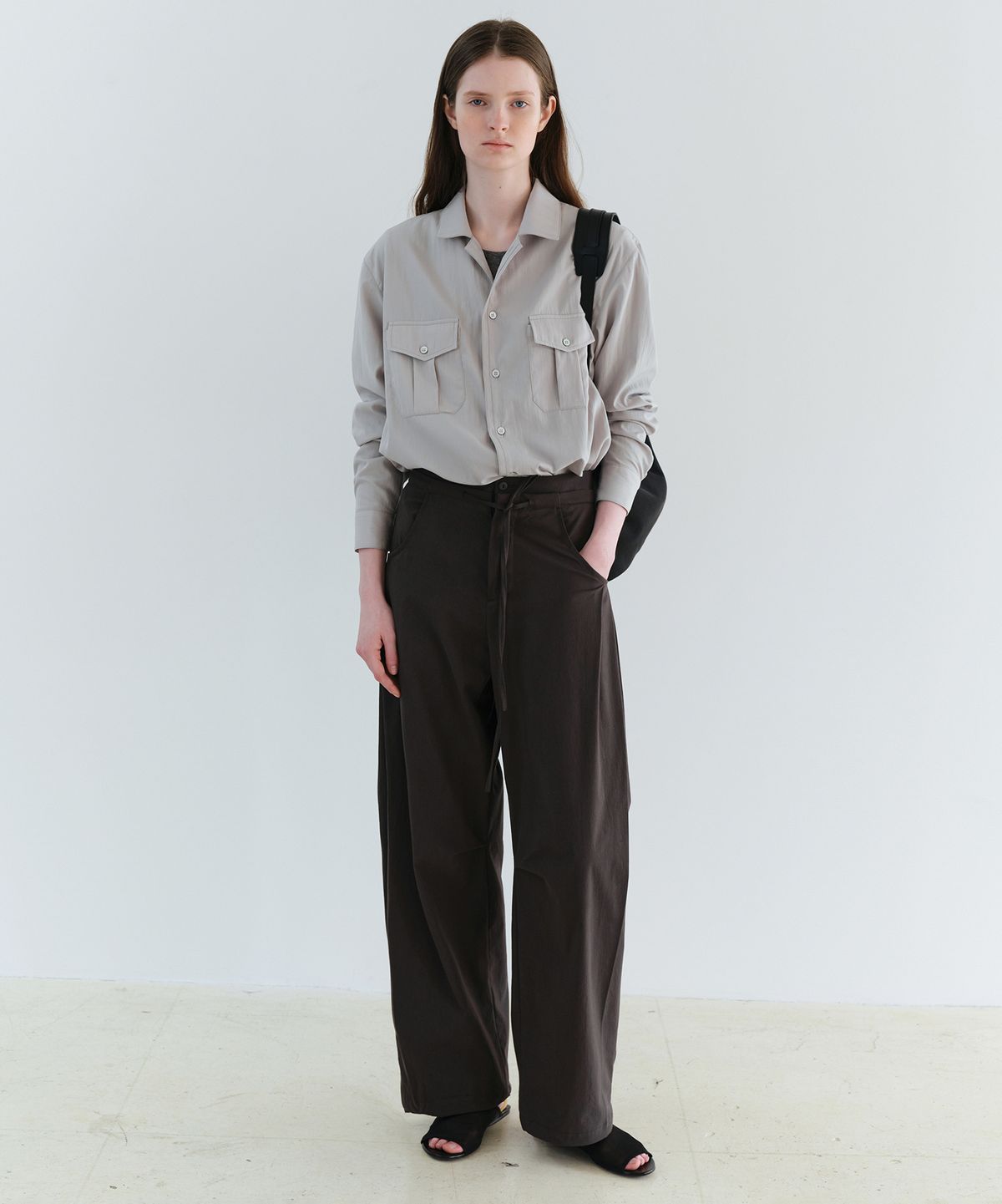아우브아워(AUBOUR) wrinkled signature shirts (dusty sky)