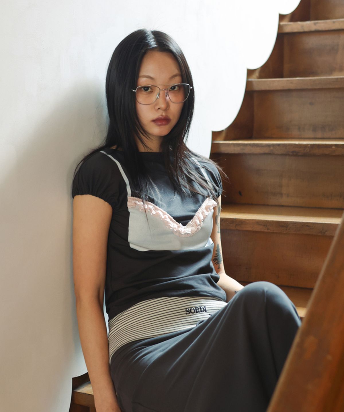 소르디(SORDI) Lingerie Tee_charcoal