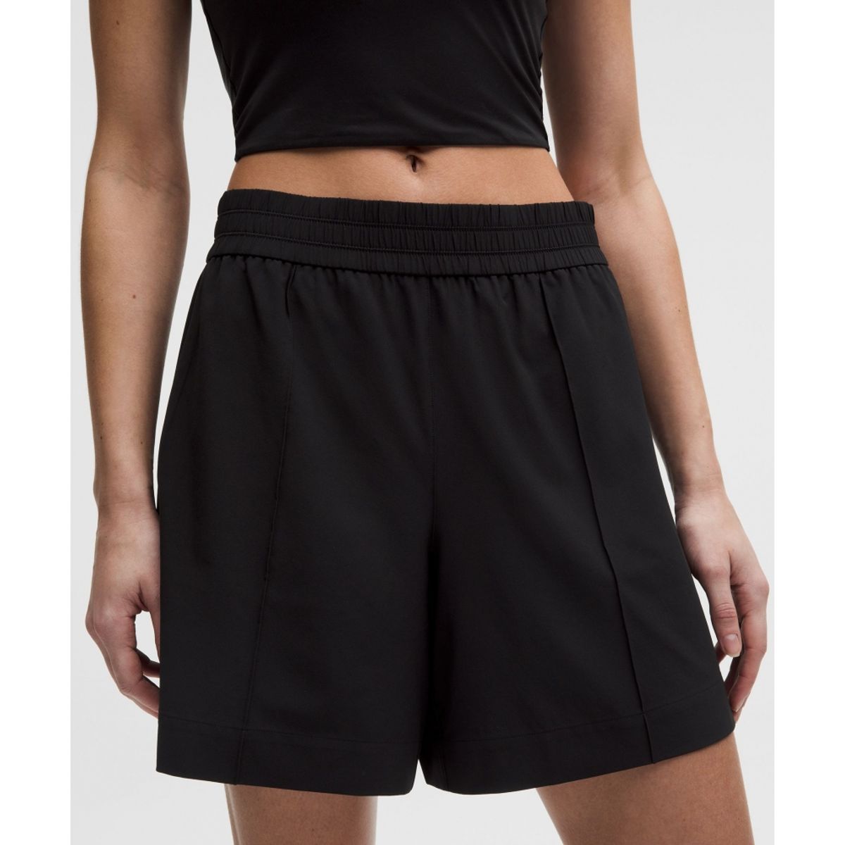 룰루레몬(LULULEMON) 브리즐리 미드라이즈 쇼츠 6inch  BLK