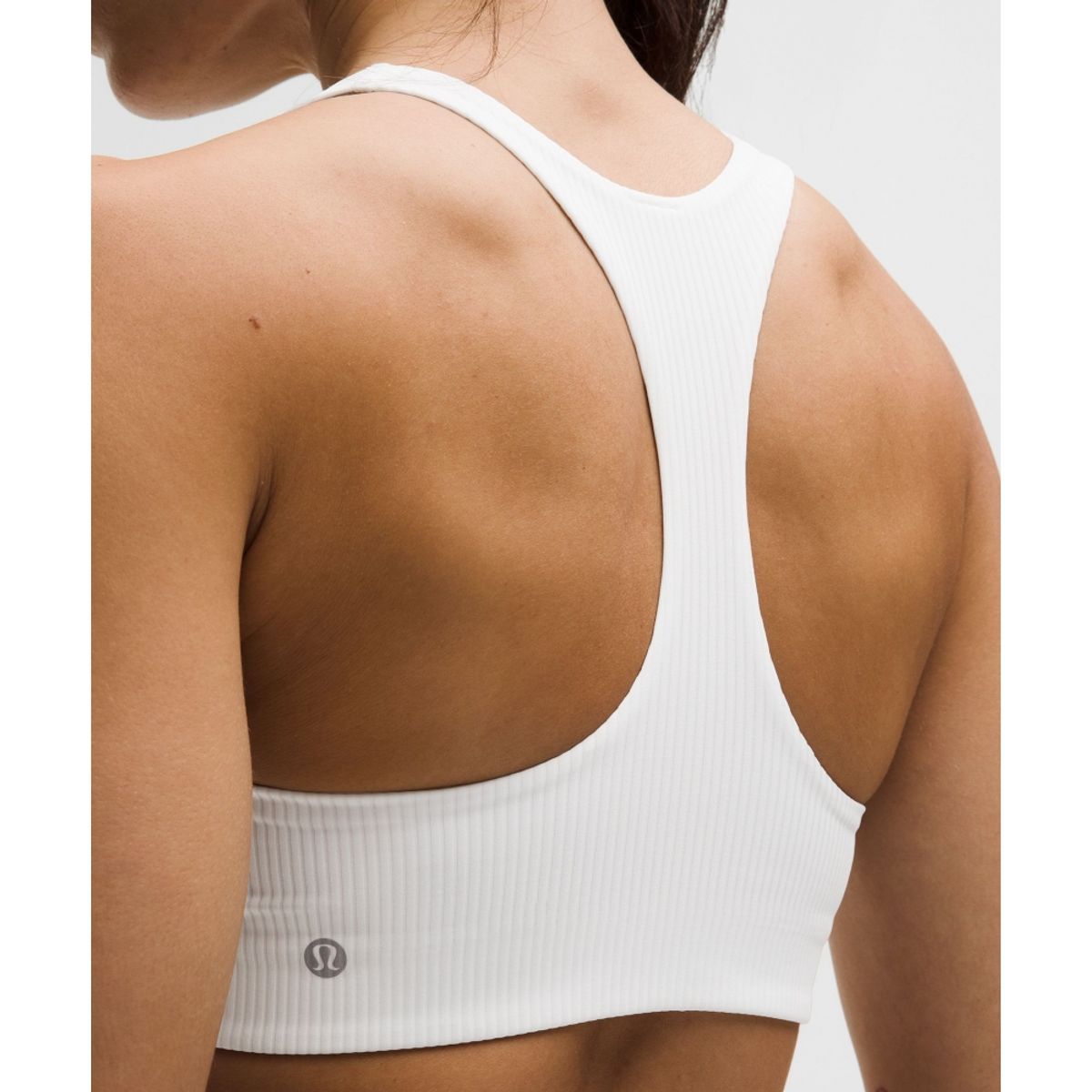 룰루레몬(LULULEMON) 올타임 히어로 리브드 스포츠 브라 *미디엄 서포트, B C컵  WHT