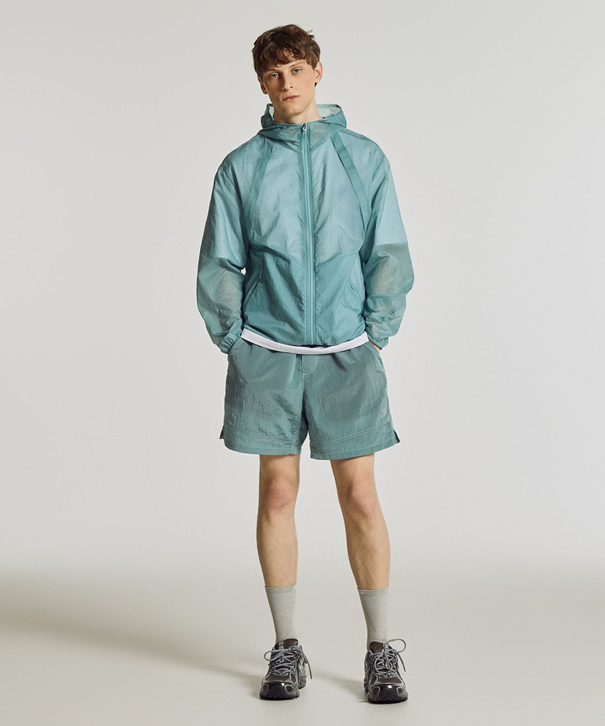 뉴발란스(NEW BALANCE) NBNAG2A013 / UNI Archive Pace 초경량 후드 바람막이 (TURQUOISE)