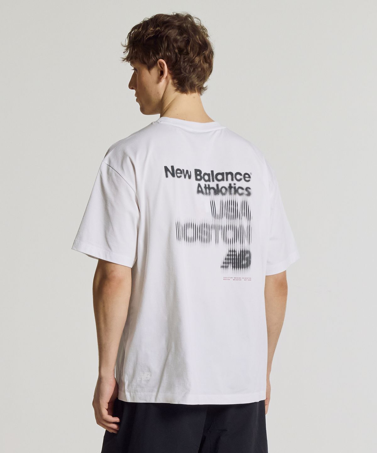 뉴발란스(NEW BALANCE) NBNEG31603 / UNI FROZEN BOSTON 반팔티 (WHITE)