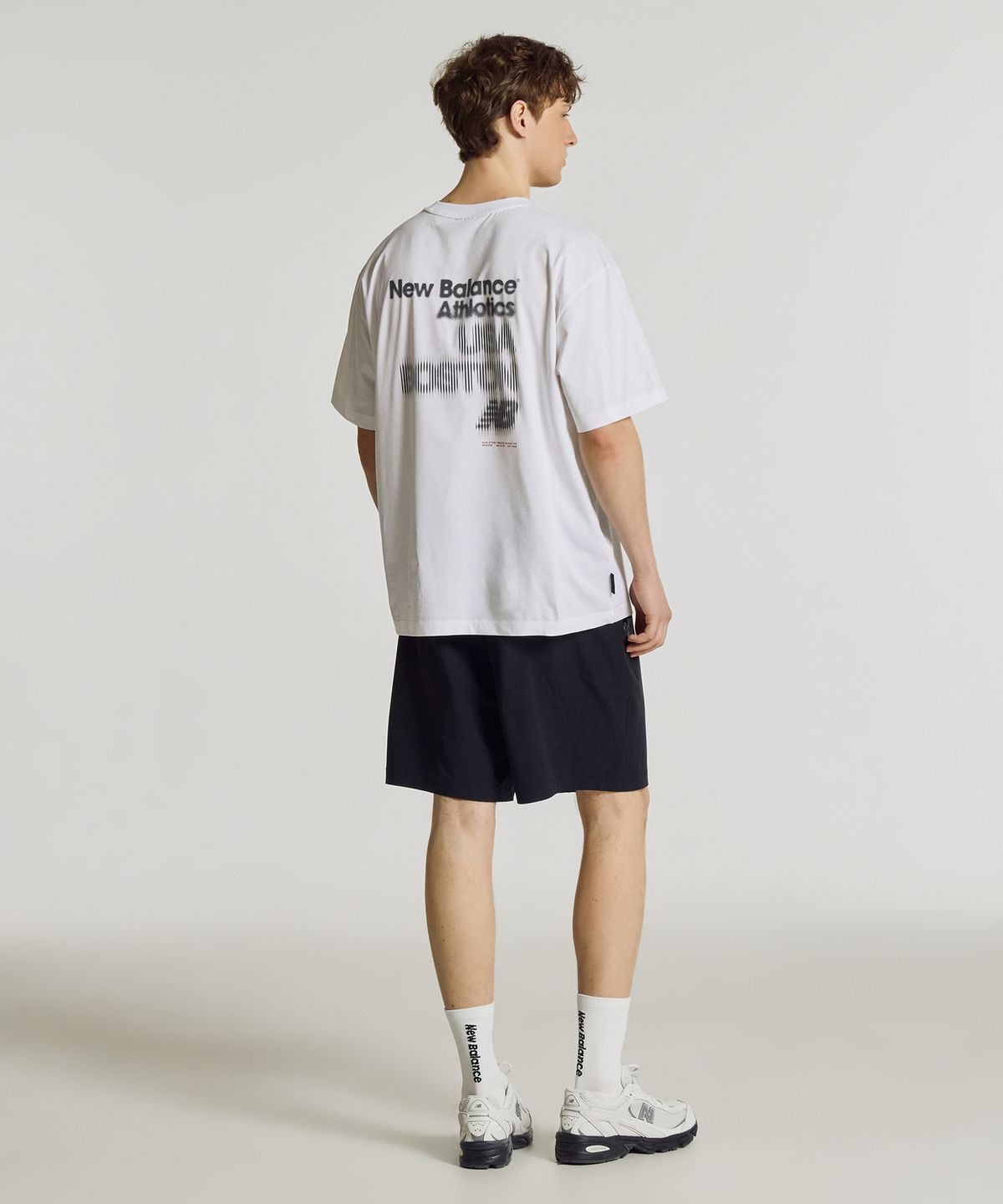 뉴발란스(NEW BALANCE) NBNEG31603 / UNI FROZEN BOSTON 반팔티 (WHITE)