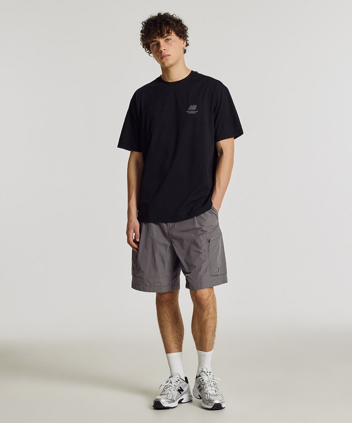 뉴발란스(NEW BALANCE) NBNEG31603 / UNI FROZEN BOSTON 반팔티 (BLACK)