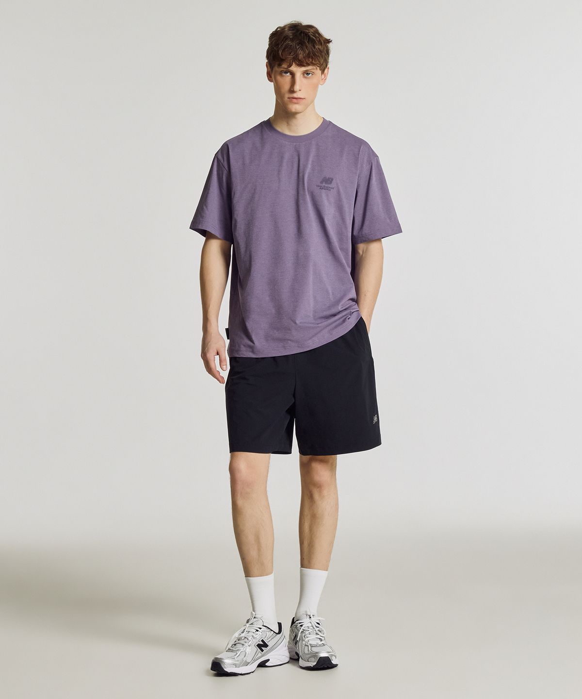 뉴발란스(NEW BALANCE) NBNEG31603 / UNI FROZEN BOSTON 반팔티 (PURPLE)
