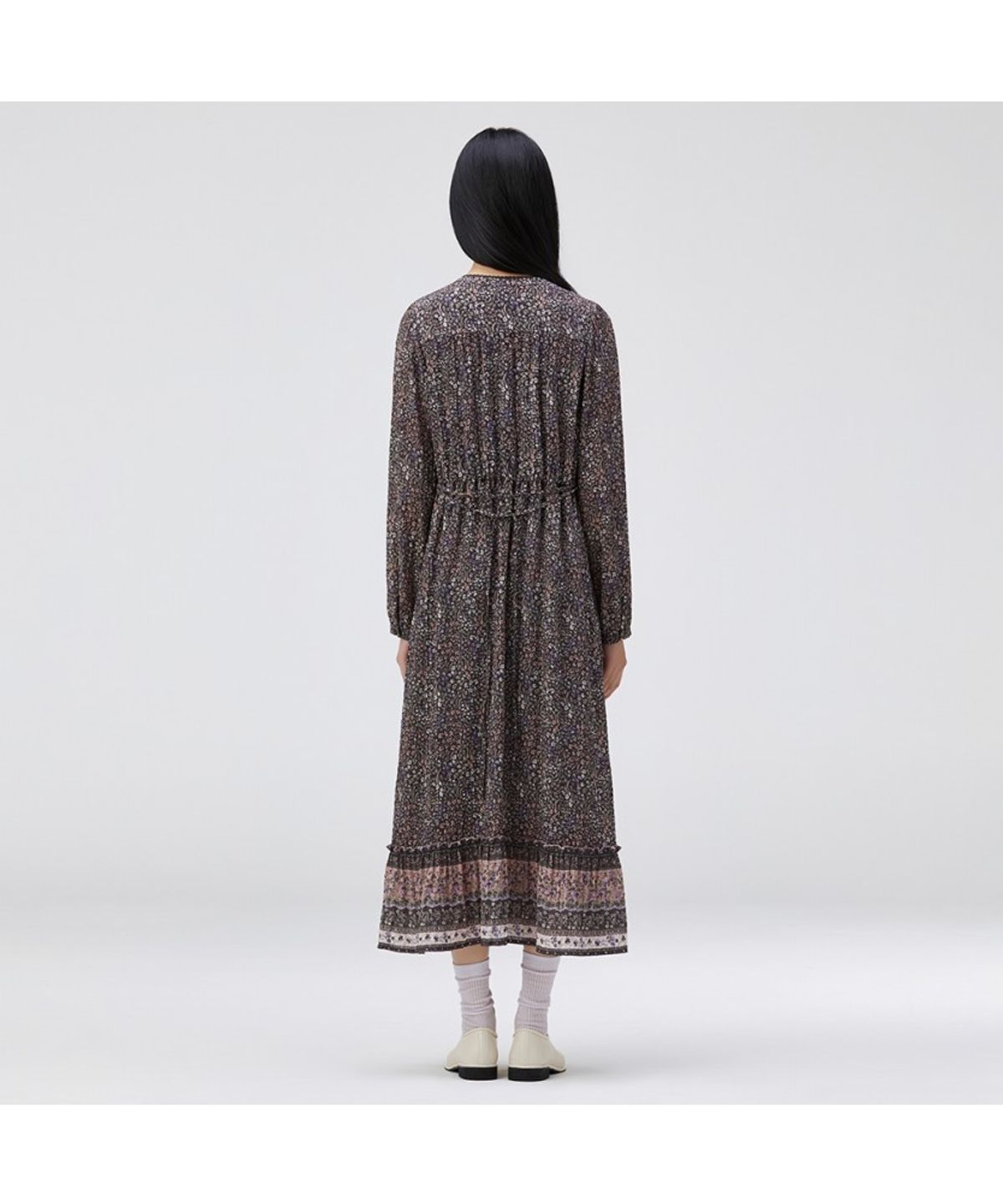 써스데이 아일랜드(THURSDAY ISLAND) 플라워 브이넥 풀오픈 원피스_T262MOP136W