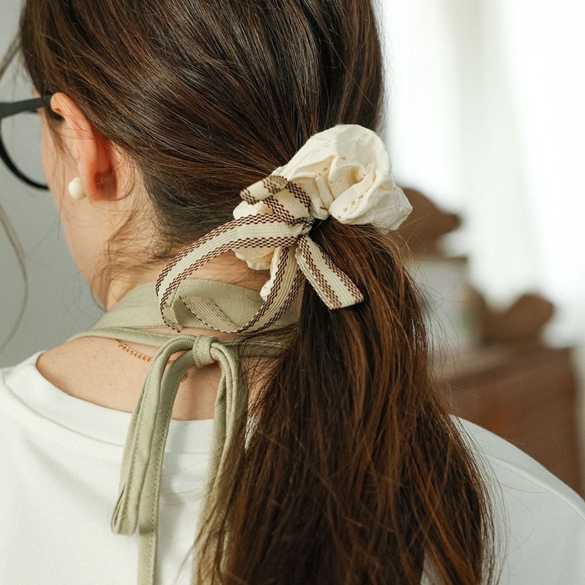 던드롭(DUNDROP) DD_Lace ribbon bow scrunchie_IVORY