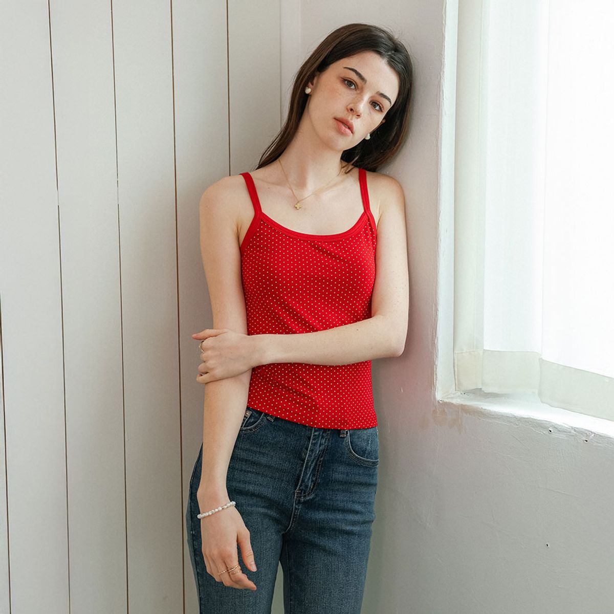 던드롭(DUNDROP) DD_Slim fit polka dot cami top_4color