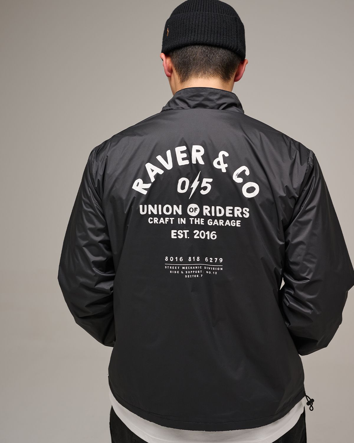 레이버코(RAVER CO) 클래식 유니온 윈드브레이커 블랙
