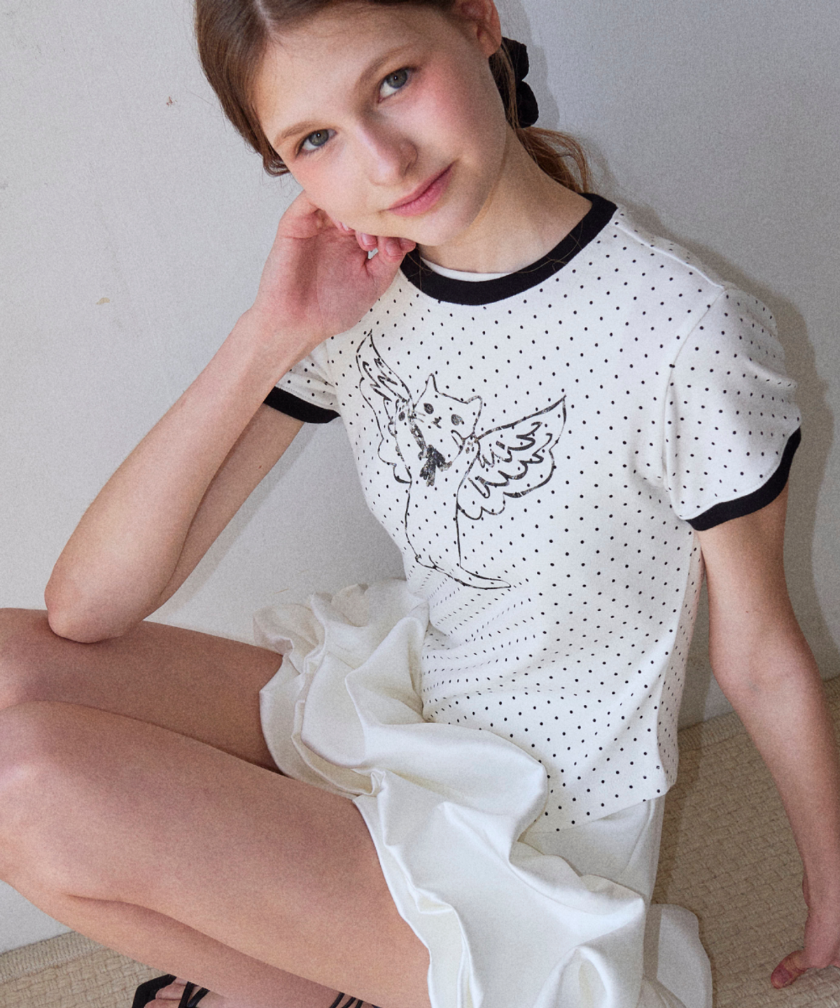 로긴 앤 로지(ROGIN N ROSIE) Angel Cat Dot Ringer T-shirt White