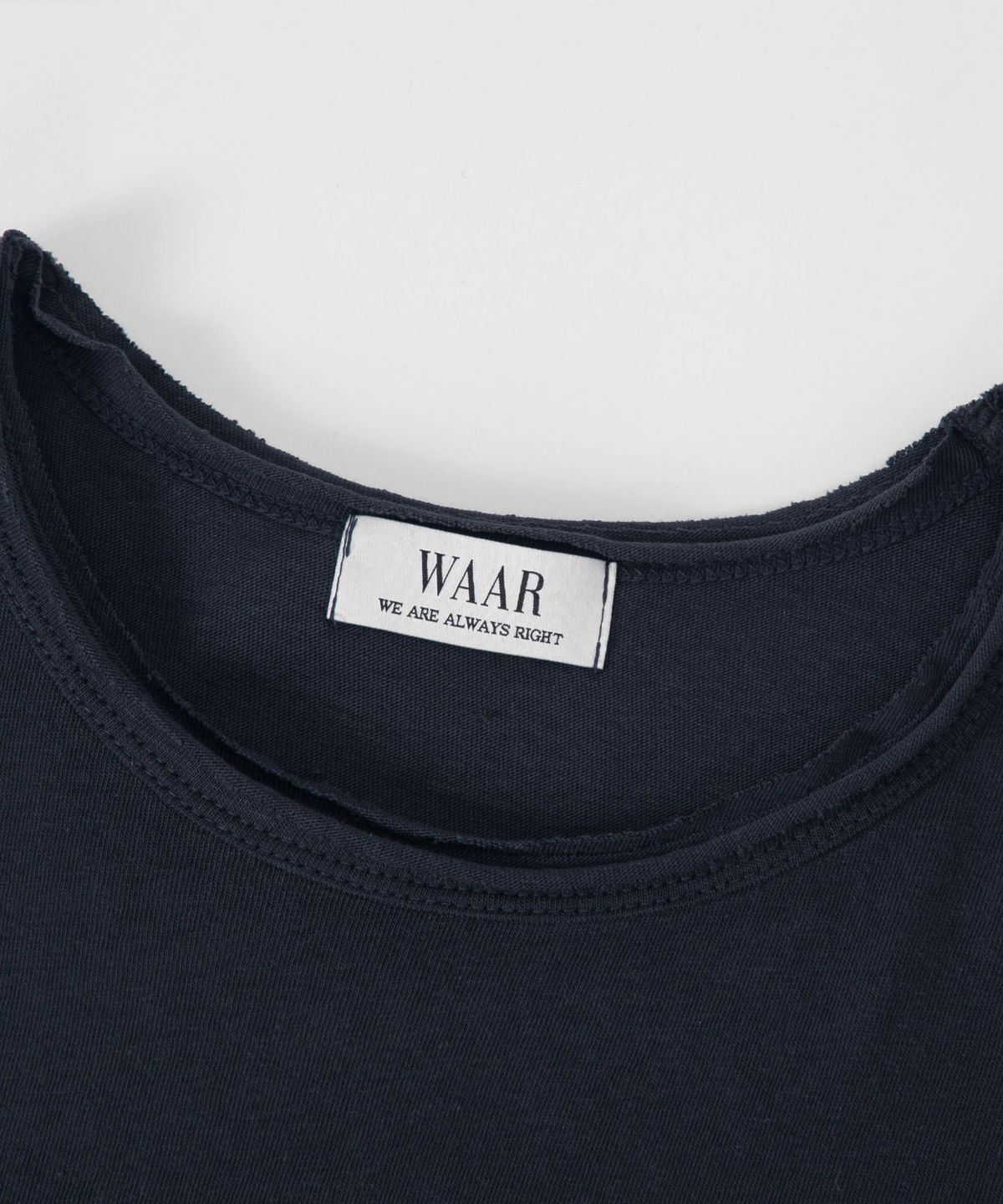 와르(WAAR) M1087 컷 오프 라운드 반팔 티셔츠_네이비
