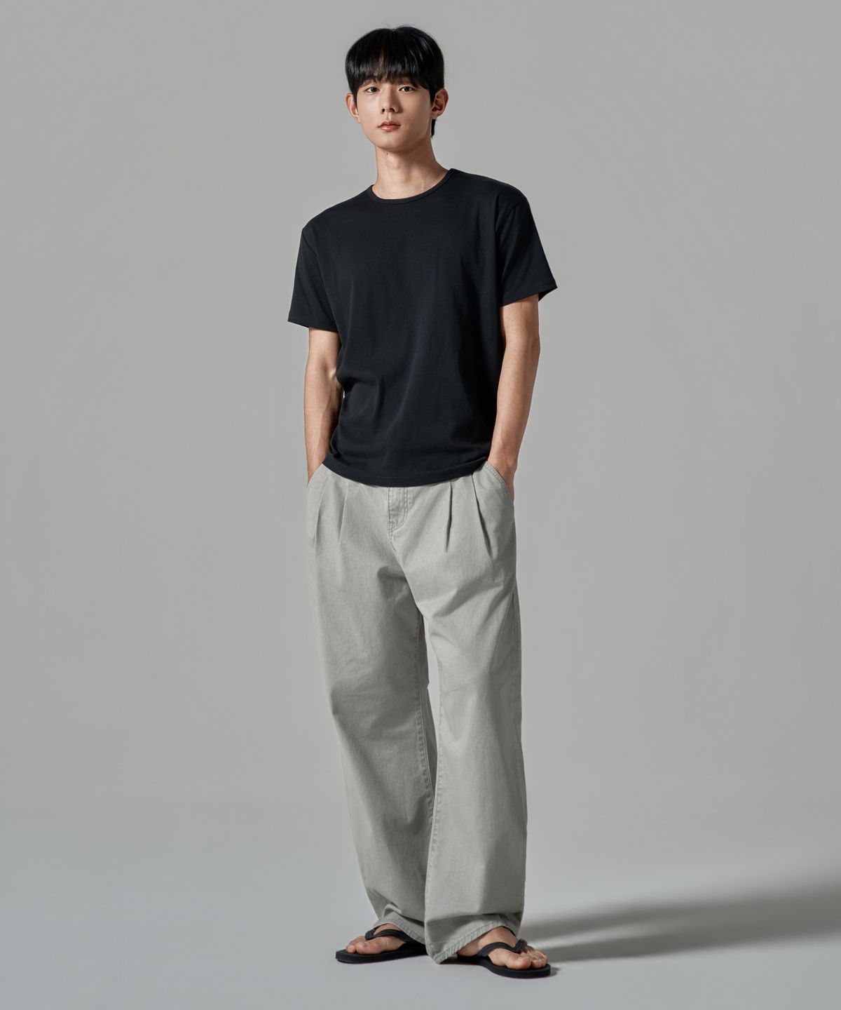 와르(WAAR) M1089 데일리 머슬핏 기능성 반팔 티셔츠_블랙