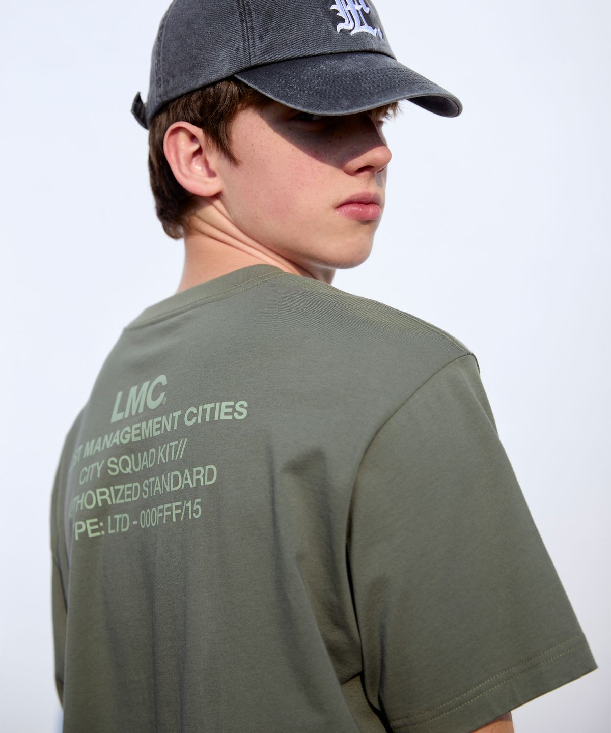 엘엠씨(LMC) AUTHORIZED STANDARD TEE khaki