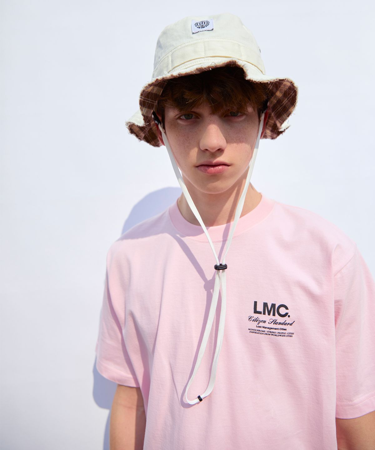 엘엠씨(LMC) STRAWBERRY GLOBE TEE pink