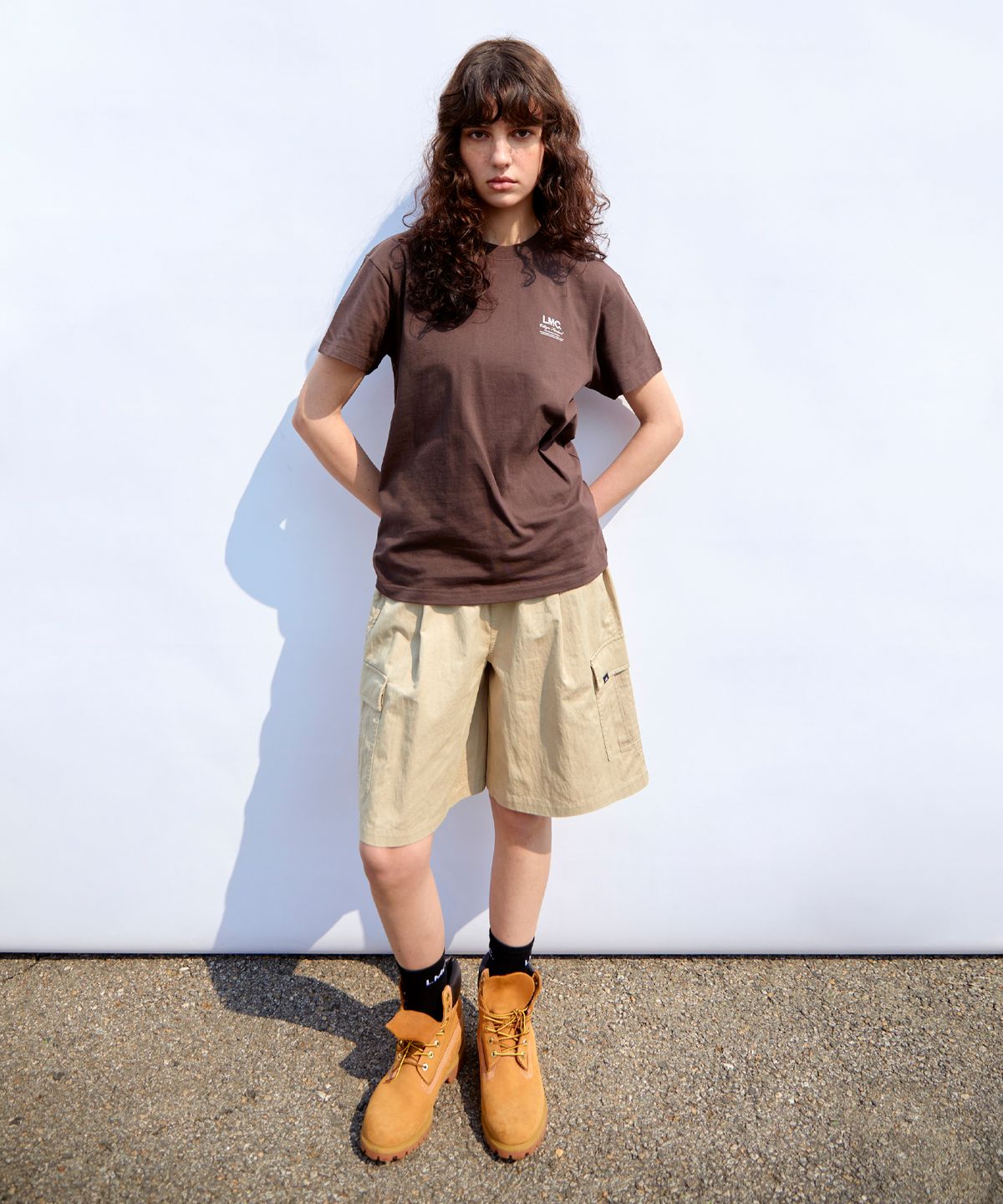 엘엠씨(LMC) MONO RABBIT GLOBE TEE brown