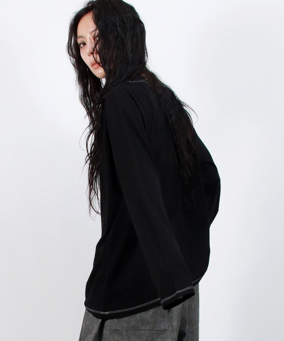 드마크(DEMARC) Diagonal Stitch Medium Fit Long Sleeve black